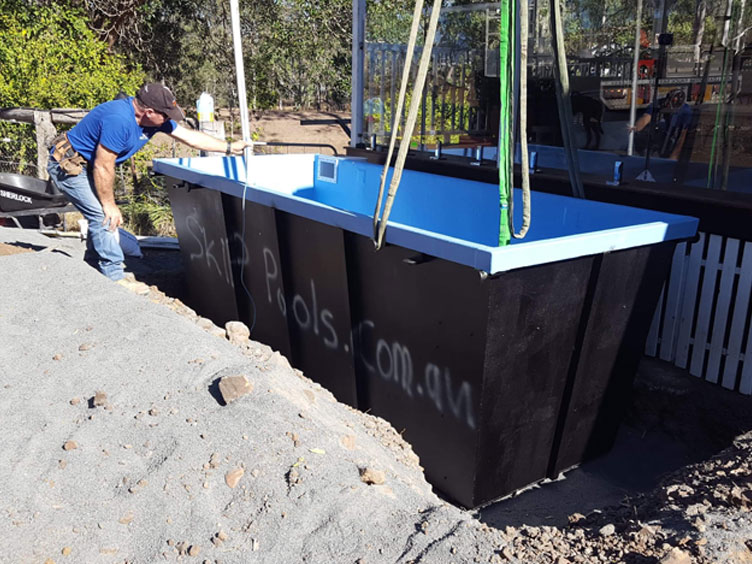 installing skip pool at coochin qld