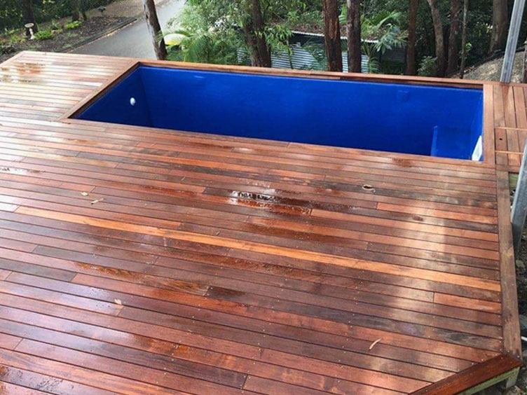 skip pool decking mt coolum